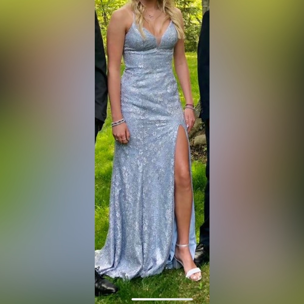 Temptation Blue/Silver Prom dress. Size 4 but fits 0-4
